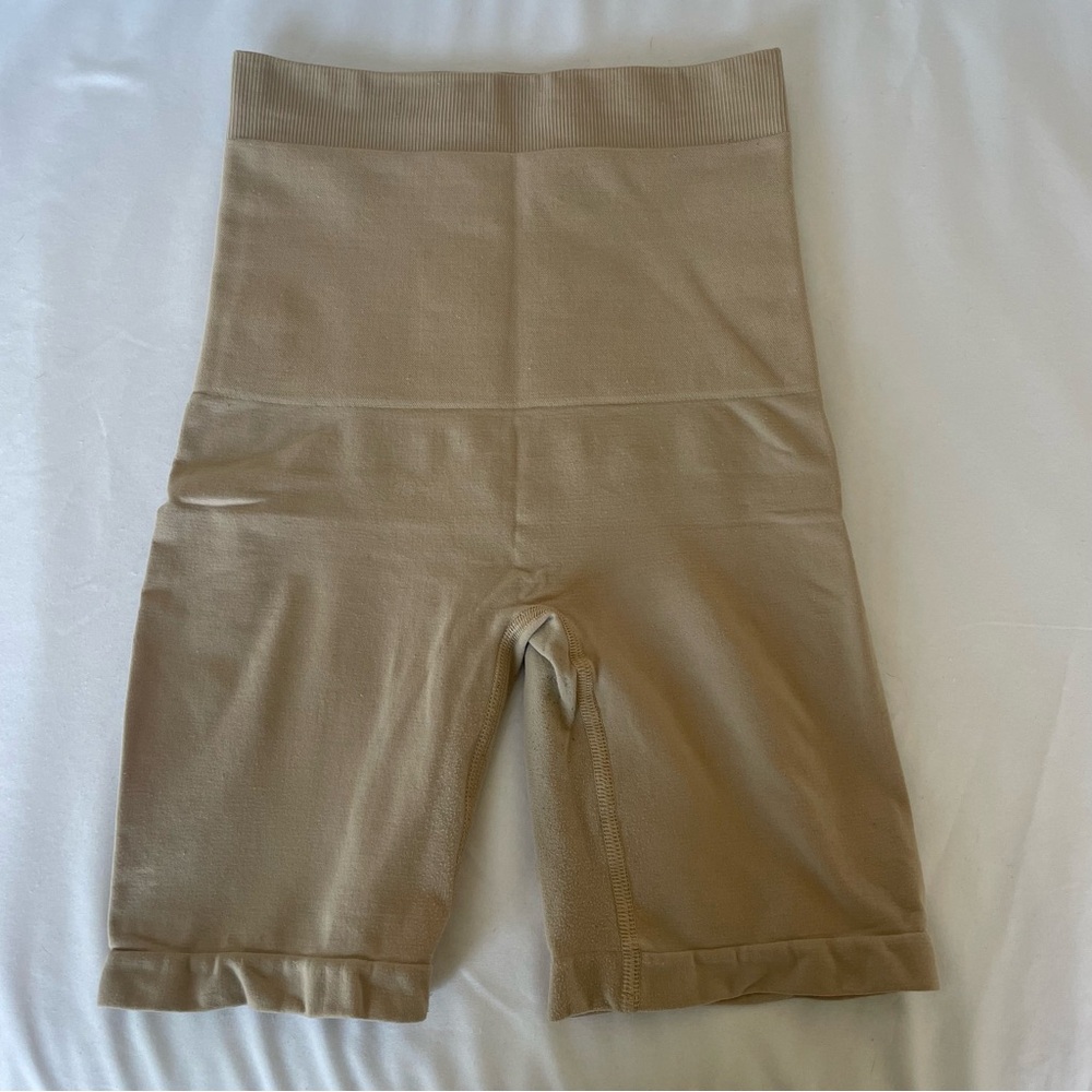 Skims shape wear